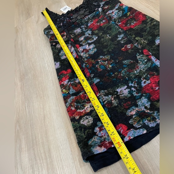 NWT- FREE PEOPLE Floral Tight Fit Dress with Lace Bodice & Straps. Size XS - Picture 7 of 12